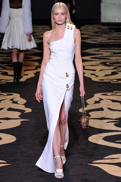 Look 38